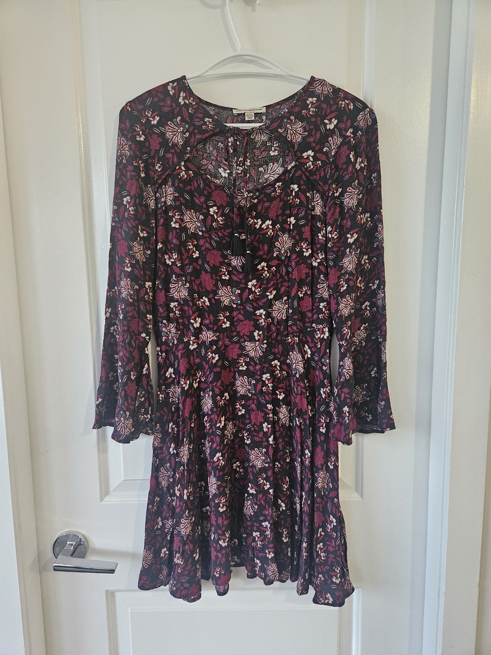 American Eagle Outfitters Burgundy Boho Bell Sleeve Floral Mini Dress Size M